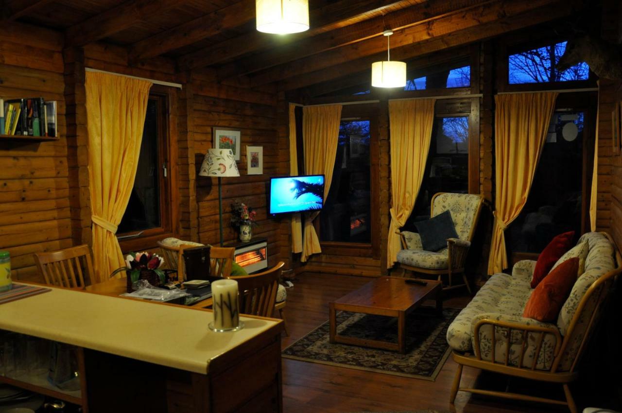 던켈드 Country Retreats At Butterstone 빌라 외부 사진