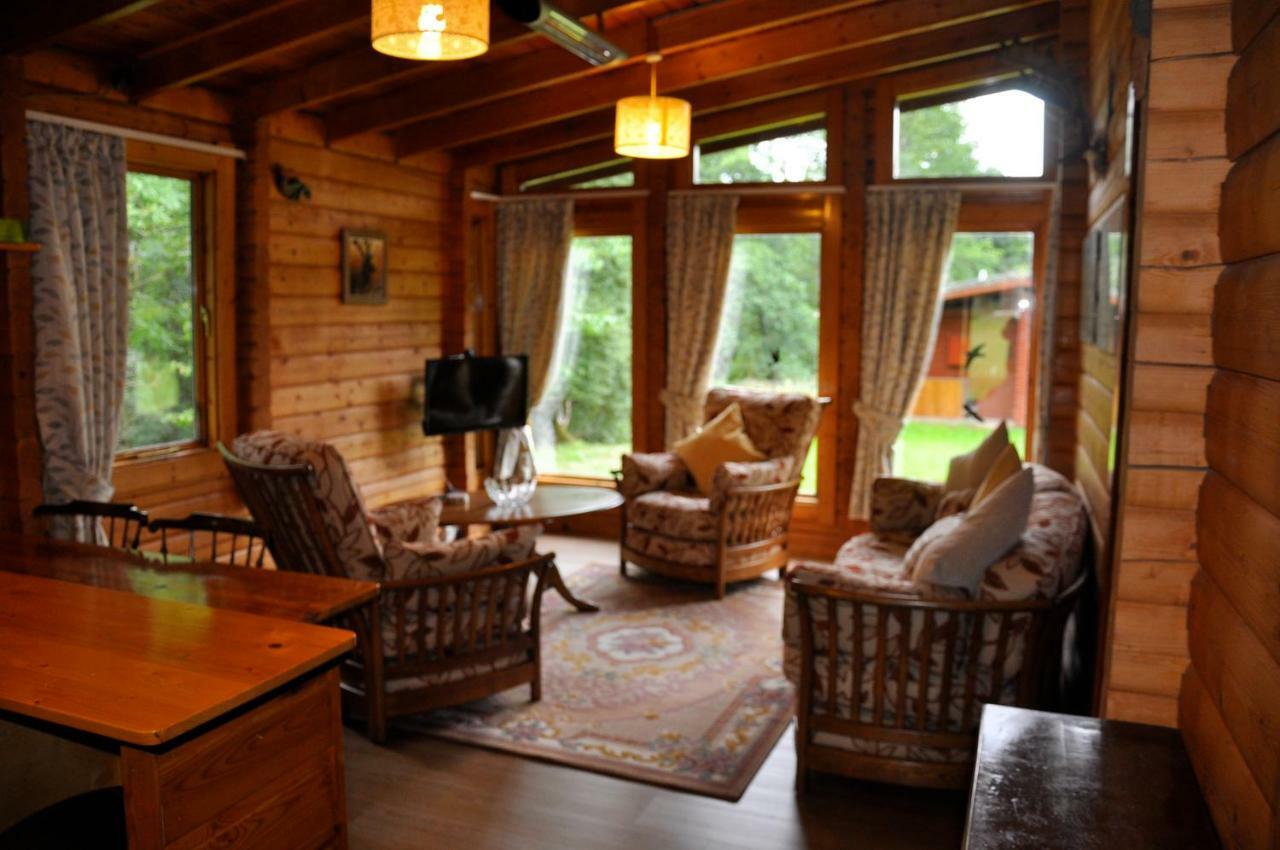 던켈드 Country Retreats At Butterstone 빌라 외부 사진